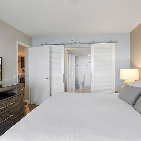 Luxury Oceanfront 2 Bedroom Apartment At Waikiki Beach Tower Honolulu Luaran gambar