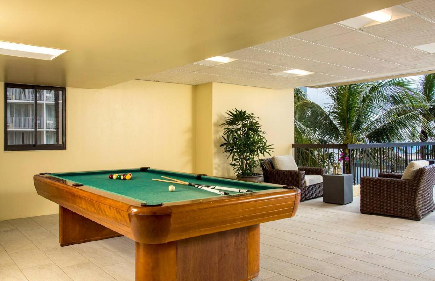 Luxury Oceanfront 2 Bedroom Apartment At Waikiki Beach Tower Honolulu Luaran gambar