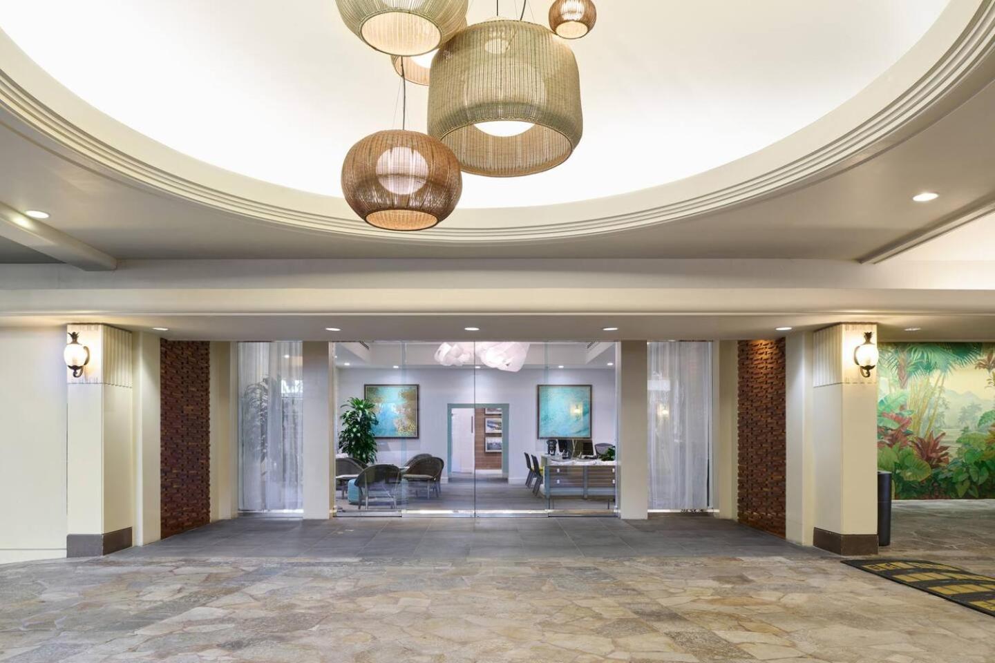 Luxury Oceanfront 2 Bedroom Apartment At Waikiki Beach Tower Honolulu Luaran gambar