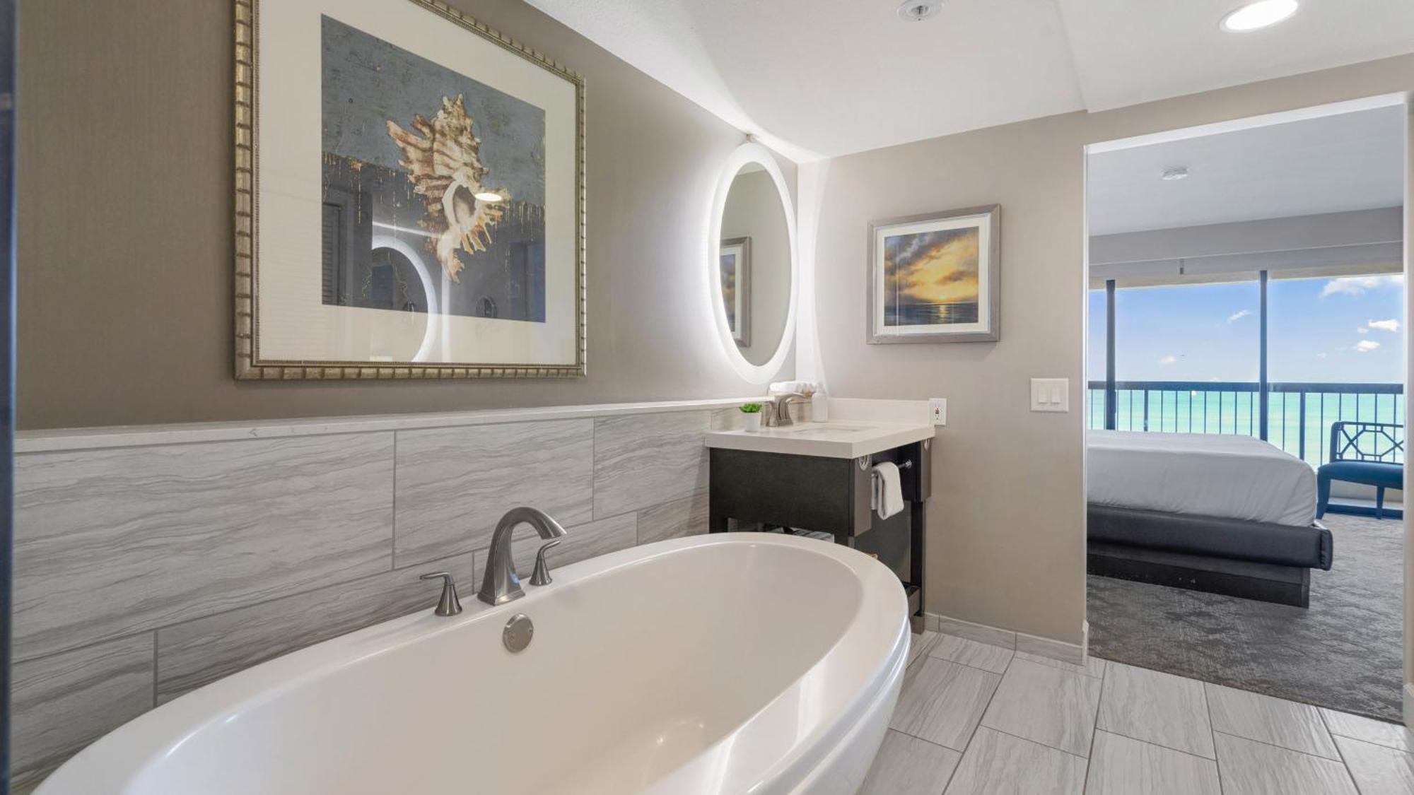 Luxury Oceanfront 2 Bedroom Apartment At Waikiki Beach Tower Honolulu Luaran gambar