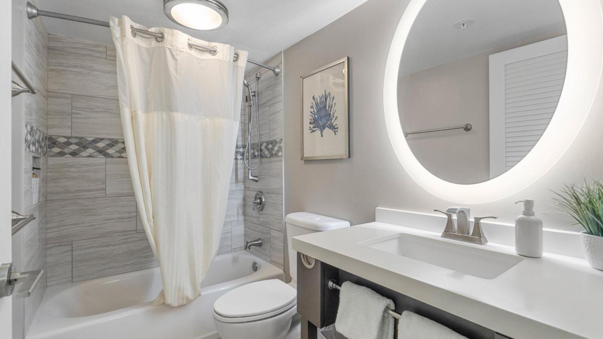 Luxury Oceanfront 2 Bedroom Apartment At Waikiki Beach Tower Honolulu Luaran gambar