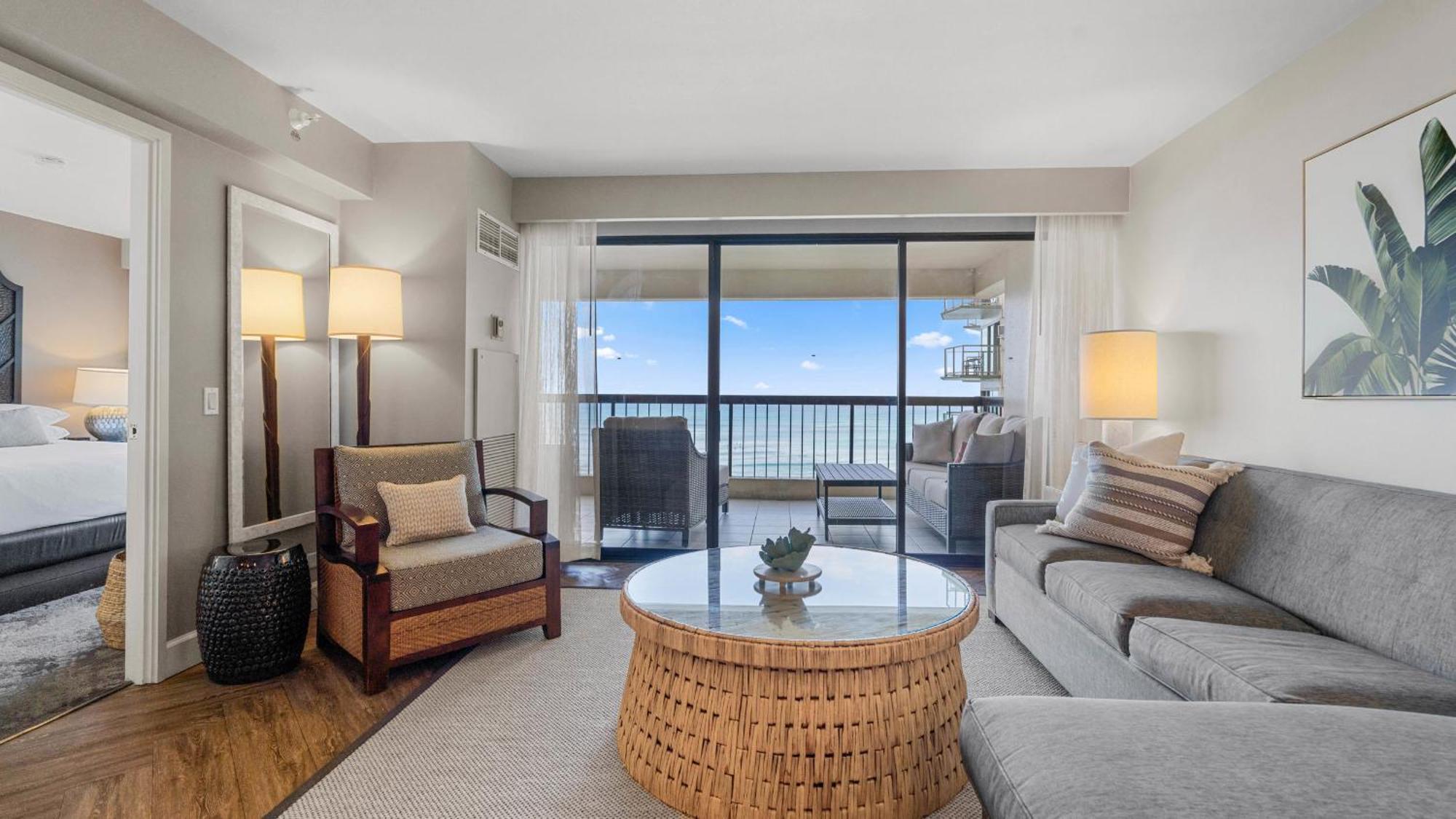 Luxury Oceanfront 2 Bedroom Apartment At Waikiki Beach Tower Honolulu Luaran gambar